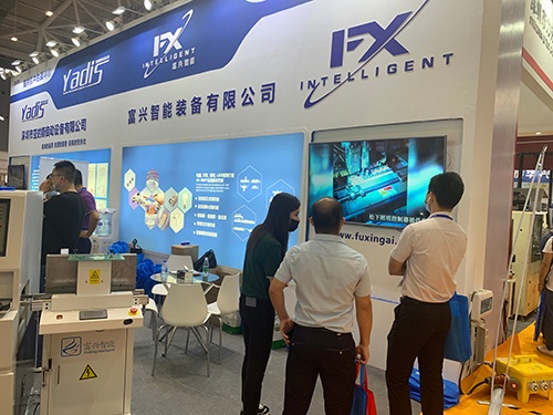 國產(chǎn)插件機(jī)和松下插件機(jī)有什么優(yōu)點(diǎn)？如何挑選？(圖1)